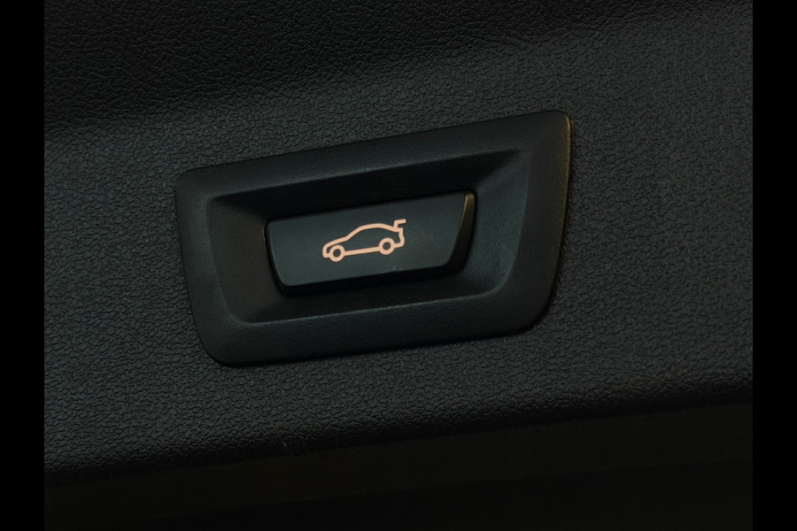 BMW X3 XDrive30e High Executive M-SPORT|PANO|HuD|LASER|CARPLAY|TREKHAAK|SFEERVERLICHTING|STUURVERWARMING|PLUG IN HYBRIDE|292PK