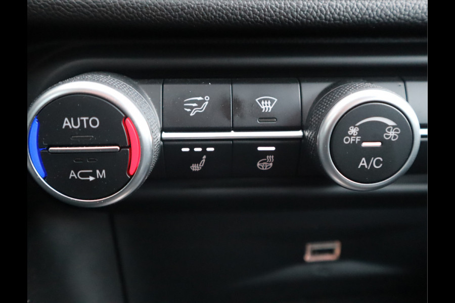 Alfa Romeo Giulia 2.0T Super / Adaptive CC