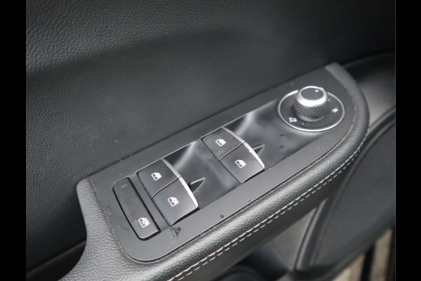 Alfa Romeo Giulia 2.0T Super / Adaptive CC