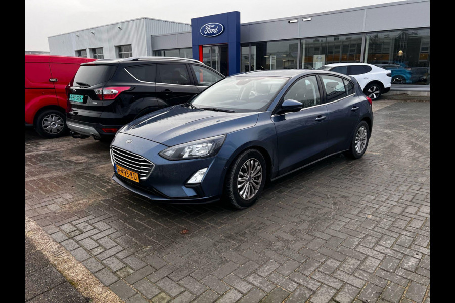 Ford Focus 1.5 EcoBoost Titanium Business | 150pk | Winterpack | Adaptieve cruise | Trekhaak |