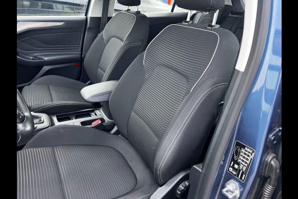 Ford Focus 1.5 EcoBoost Titanium Business | 150pk | Winterpack | Adaptieve cruise | Trekhaak |