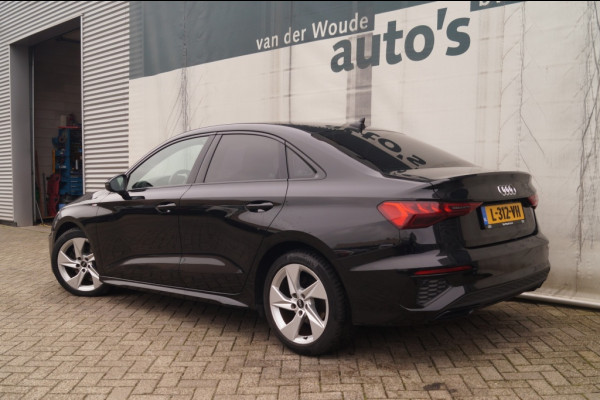 Audi A3 Limousine 30 TFSI Automaat S-Line Edition -NAVI-ECC-LED-