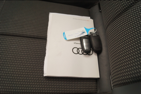 Audi A3 Limousine 30 TFSI Automaat S-Line Edition -NAVI-ECC-LED-