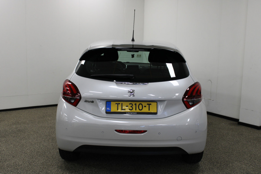 Peugeot 208 1.2 PureTech Blue Lion Navi/Carplay.