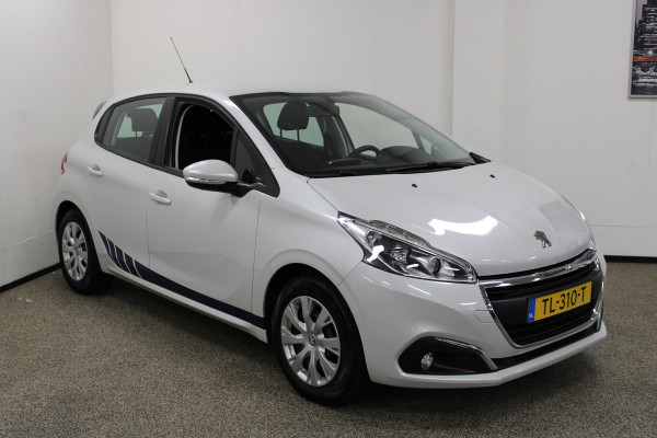 Peugeot 208 1.2 PureTech Blue Lion Navi/Carplay.