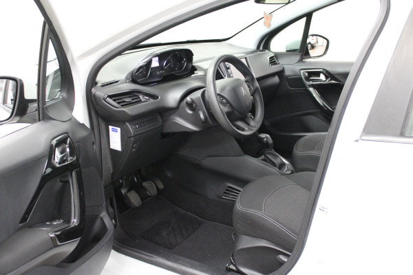 Peugeot 208 1.2 PureTech Blue Lion Navi/Carplay.