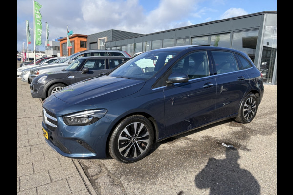 Mercedes-Benz B-Klasse 250 e Premium Plus Panodak