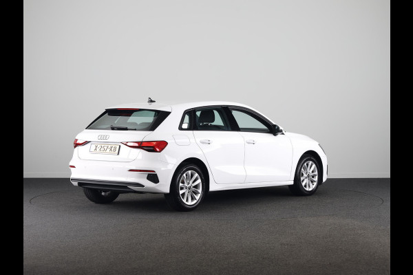 Audi A3 Sportback 30 TFSI Pro Line 110 pk S-tronic | Verlengde garantie | Navigatie via App | Parkeersensoren achter | LED koplampen |