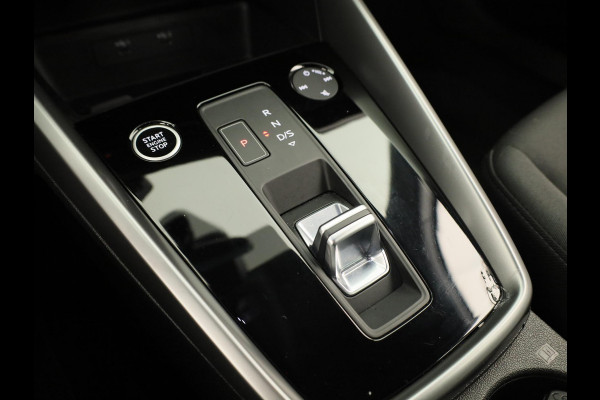 Audi A3 Sportback 30 TFSI Pro Line 110 pk S-tronic | Verlengde garantie | Navigatie via App | Parkeersensoren achter | LED koplampen |