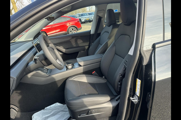 Tesla Model Y Premium Long Range AWD 75 kWh NIEUWE AUTO – DIRECT LEVERBAAR! 1E TOELATING 28-01-2026
