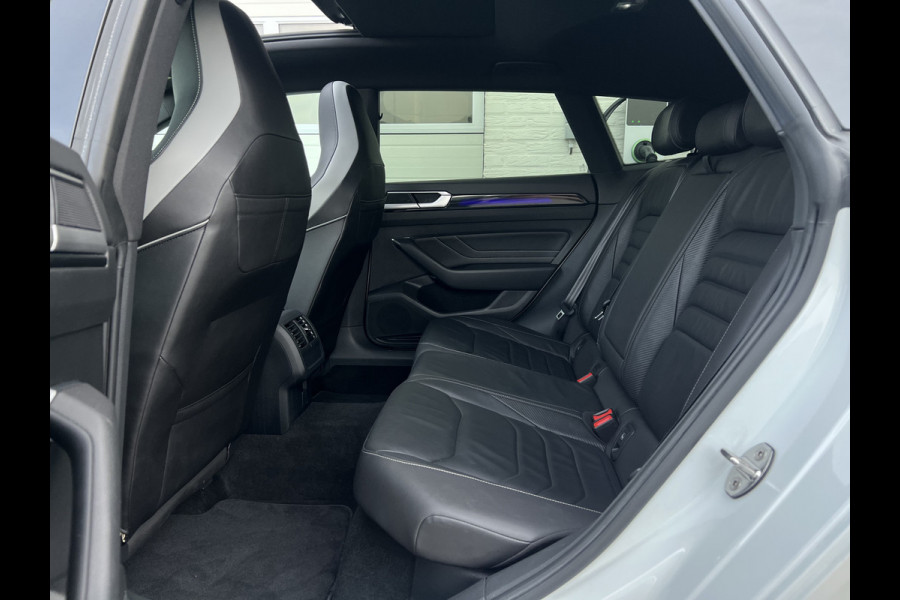 Volkswagen Arteon Shooting Brake 1.4 TSI eHybrid R-Line | Trekhaak | Pano | Matrix LED | ACC