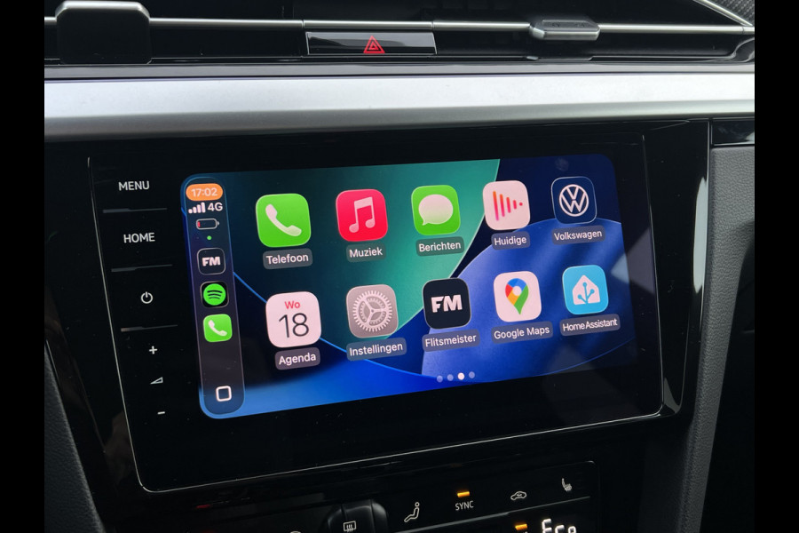 Volkswagen Arteon Shooting Brake 1.4 TSI eHybrid R-Line | Trekhaak | Pano | Matrix LED | ACC