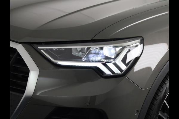 Audi Q3 45 TFSI e Advanced edition 245pk | Navigatie | Sportstoelen | 19 inch lichtmetalen velgen | Stoelverwarming | Adaptieve cruise controle