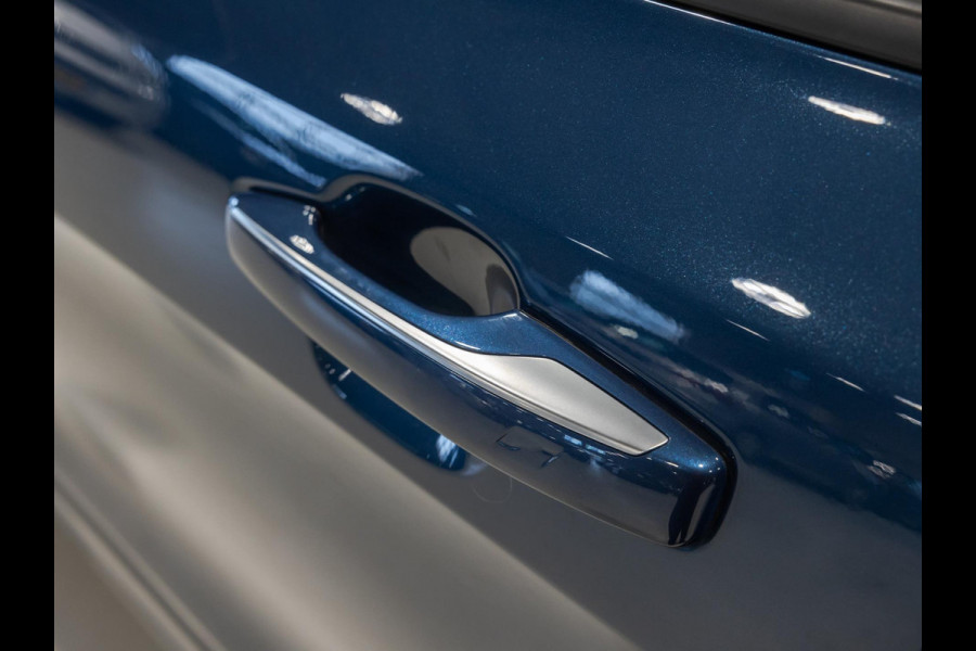 Lynk & Co 01 1.5 / 261pk / Blackstyle