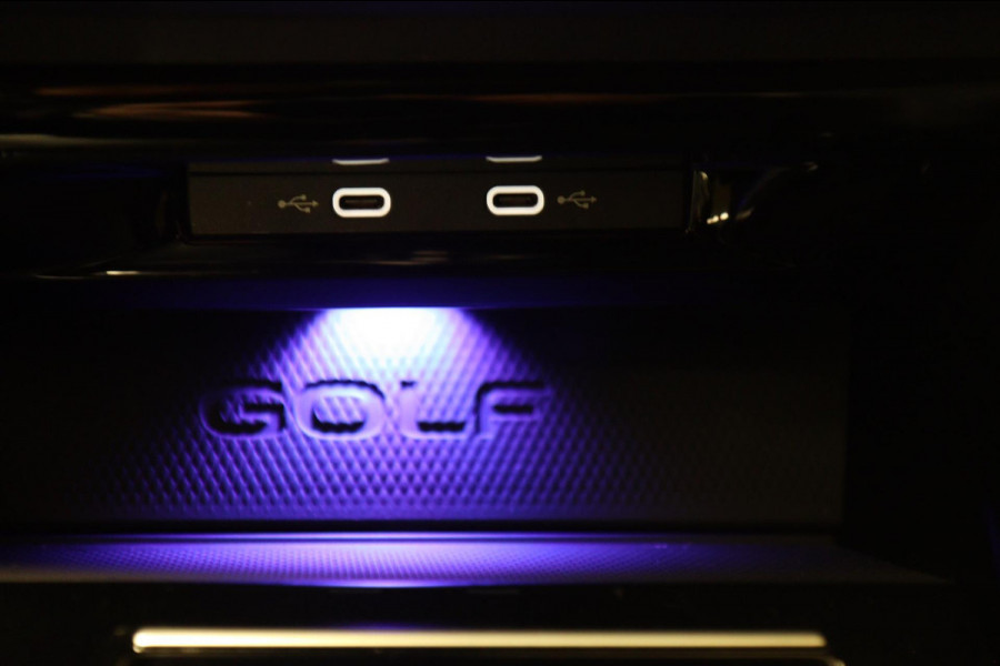 Volkswagen Golf 2.0 TSI GTI CLUBSPORT/NURBURGRING/PANO/LEER/IQ-LIGHT/HUD/MEMORY/VOLL