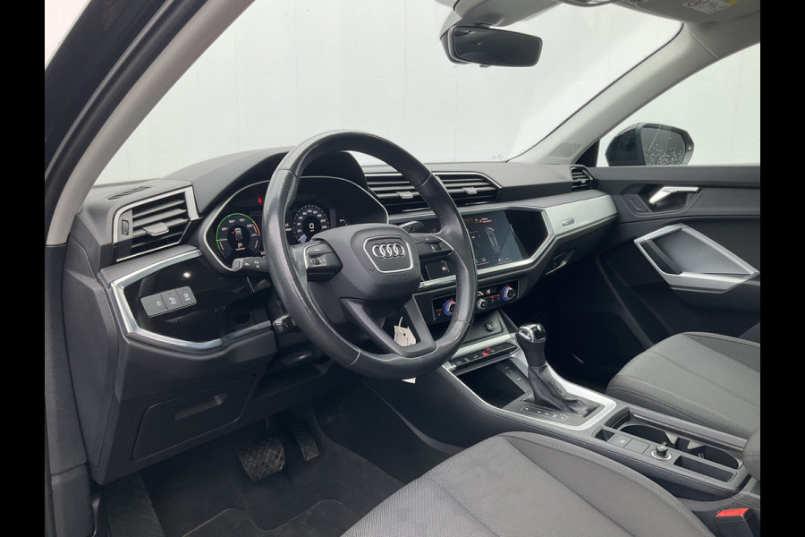 Audi Q3 Sportback 45 TFSI PHEV S Edition Pano.dak Stoelverw. Plug-in