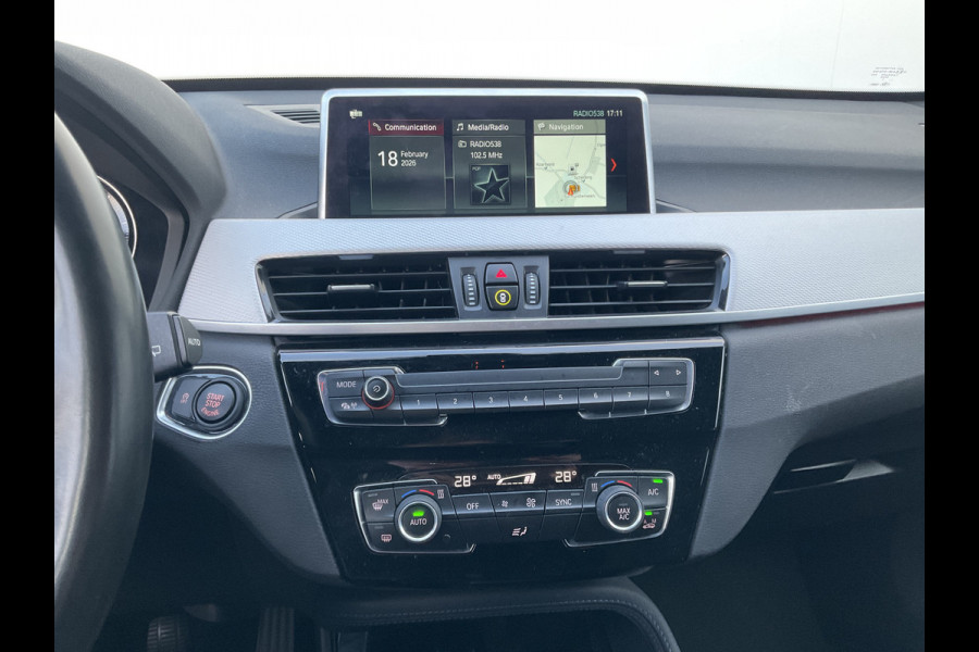 BMW X1 18i 140pk M-Sport Executive Edition Clima Cruise Head up Display