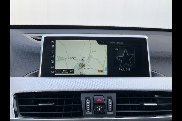 BMW X1 18i 140pk M-Sport Executive Edition Clima Cruise Head up Display