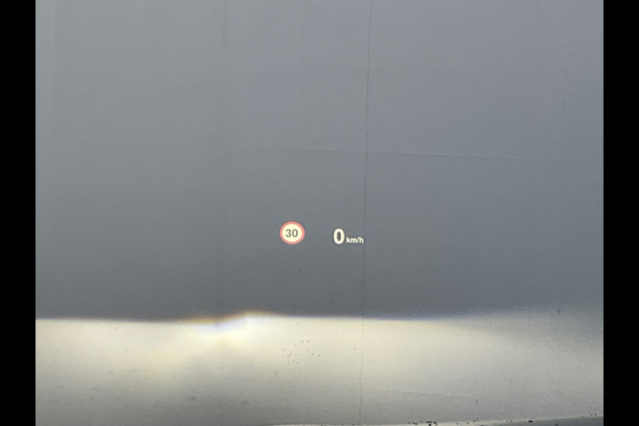 BMW X1 18i 140pk M-Sport Executive Edition Clima Cruise Head up Display