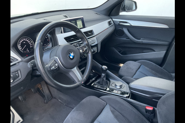 BMW X1 18i 140pk M-Sport Executive Edition Clima Cruise Head up Display