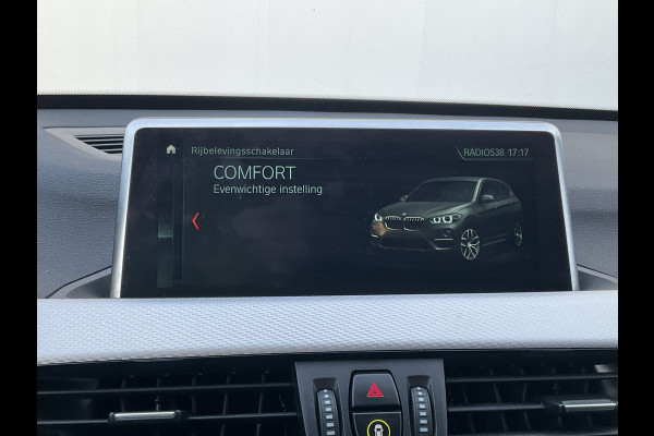 BMW X1 18i 140pk M-Sport Executive Edition Clima Cruise Head up Display