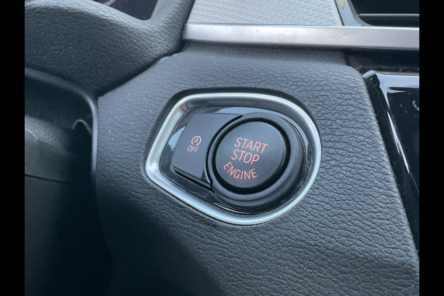 BMW X1 18i 140pk M-Sport Executive Edition Clima Cruise Head up Display