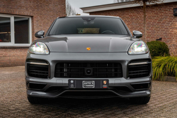 Porsche Cayenne Coupé 3.0 E-Hybrid Platinum Edition Sport Design Luchtvering Pano Soft Black Optic Close 22''