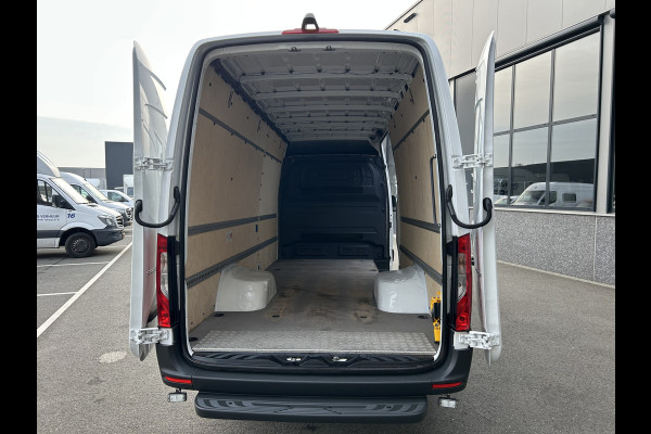 Mercedes-Benz Sprinter 516 CDI L3 H2 N1 MBUX / Camera / Carplay navigatie / Airco / 270 Graden achterdeuren
