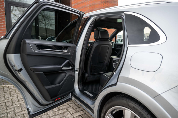 Porsche Cayenne 3.0 E-Hybrid SportDesign 4-Wielsturing InnoDrive