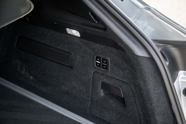 Porsche Cayenne 3.0 E-Hybrid SportDesign 4-Wielsturing InnoDrive