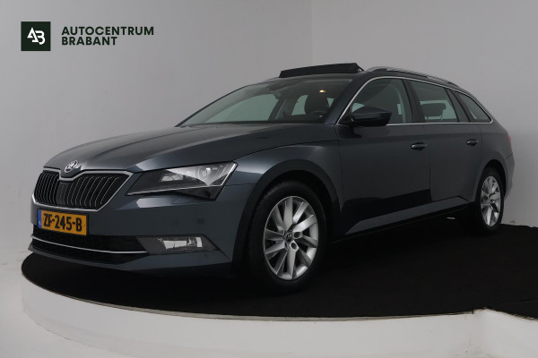 Škoda Superb Combi 1.5 TSI ACT Ambition Business (PANORAMADAK, TREKHAAK, STOELVERWARMING, CARPLAY, PDC)