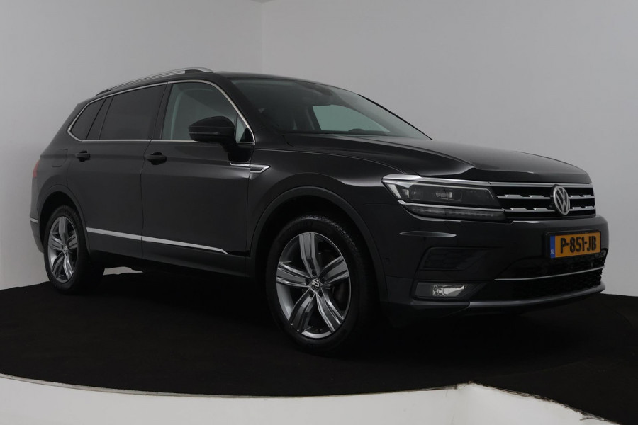 Volkswagen Tiguan Allspace 1.4 TSI Highline 7p. (TREKHAAK, VIRTUAL, STOELVERWARMING, CAMERA, LEDER, LED)