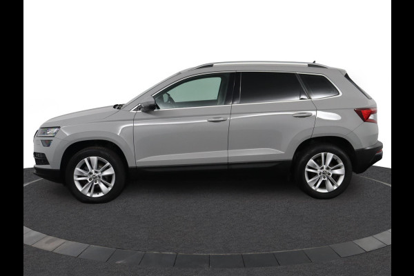 Škoda Karoq 1.0 TSI Business Edition|LED|Camera|Stoelverwarming