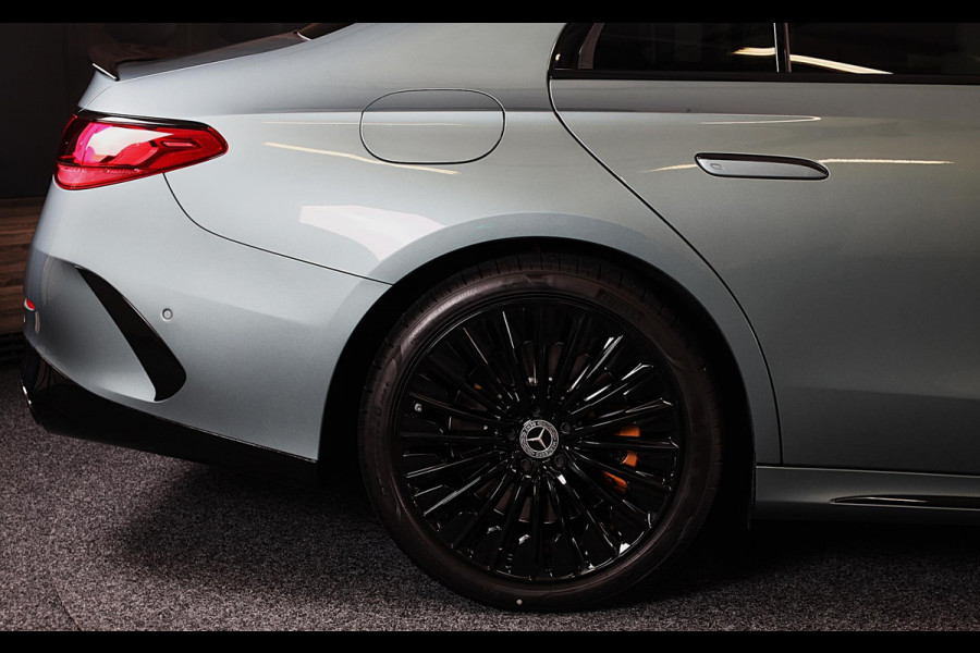 Mercedes-Benz E-Klasse 300 e AMG 53 Look / HYPERSCREEN / Massage / Burmester 4D / Head Up / 360 Camera / Acc / Open Pano / 20 Inch