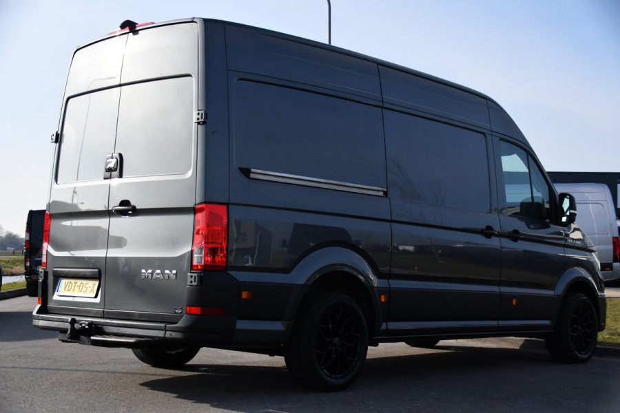 MAN TGE 2.0 L3H3 PB Edition Camera, Cruise, Carplay, LED, Clima, Stoelverwarming, Trekhaak, 140pk, Sensoren, Leder, Uniek!