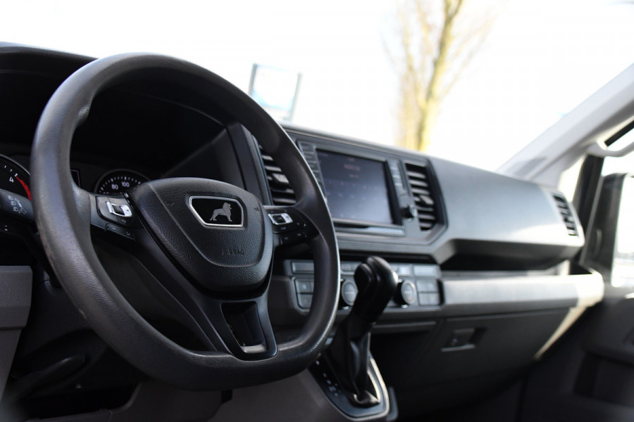 MAN TGE 2.0 L3H3 PB Edition Camera, Cruise, Carplay, LED, Clima, Stoelverwarming, Trekhaak, 140pk, Sensoren, Leder, Uniek!