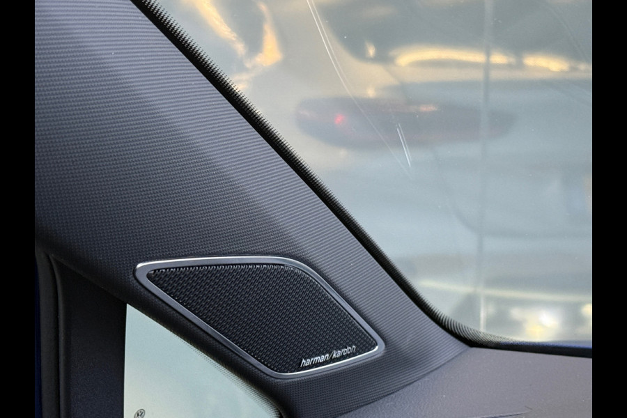 Volkswagen Golf 1.5 eTSI R-Line 3XR-Line Pano|Sportstoelen|Dynaudio|Sfeer