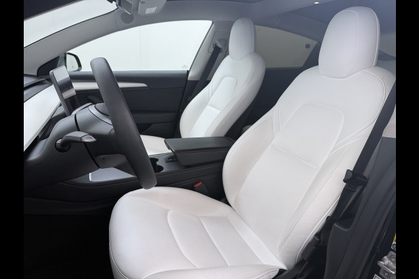 Tesla Model 3 RWD SR plus 325PK LFP Accu Ivory AutoPilot Leder Pano-dak FSD-vb. Adaptive-Cruise Camera's Elektr.-Stuur+Stoelen+Spiegels+Geheug Priv.Glasss Navi LED DAB Voorverwarmen Keyless One-Pedal-Drive Lmv 18" SOH 89% 1e Eigenaar Origineel Nederlandse Auto Fabrieks Garantie op Accu en Motor tot 23-08-2031 / 160.000km