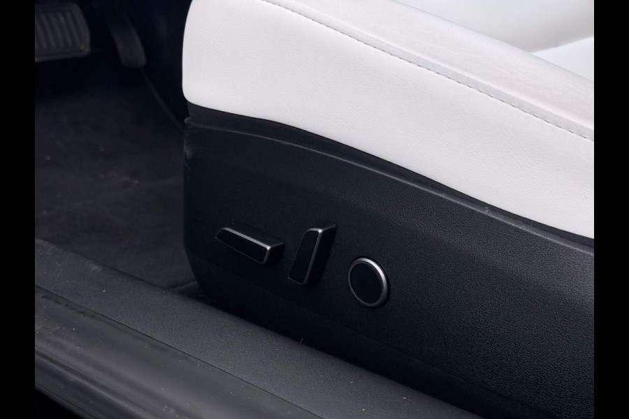 Tesla Model 3 RWD SR plus 325PK LFP Accu Ivory AutoPilot Leder Pano-dak FSD-vb. Adaptive-Cruise Camera's Elektr.-Stuur+Stoelen+Spiegels+Geheug Priv.Glasss Navi LED DAB Voorverwarmen Keyless One-Pedal-Drive Lmv 18" SOH 89% 1e Eigenaar Origineel Nederlandse Auto Fabrieks Garantie op Accu en Motor tot 23-08-2031 / 160.000km
