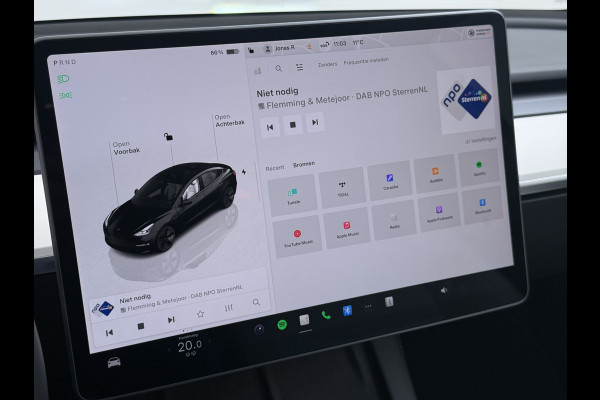 Tesla Model 3 RWD SR plus 325PK LFP Accu Ivory AutoPilot Leder Pano-dak FSD-vb. Adaptive-Cruise Camera's Elektr.-Stuur+Stoelen+Spiegels+Geheug Priv.Glasss Navi LED DAB Voorverwarmen Keyless One-Pedal-Drive Lmv 18" SOH 89% 1e Eigenaar Origineel Nederlandse Auto Fabrieks Garantie op Accu en Motor tot 23-08-2031 / 160.000km
