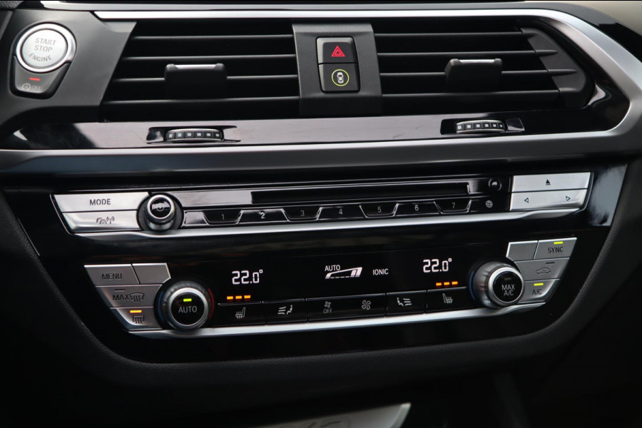 BMW X3 XDrive20i / PANO / HUD / ACC / MEMORY / KEYLESS / DEALER SERVICE!