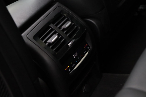 BMW X3 XDrive20i / PANO / HUD / ACC / MEMORY / KEYLESS / DEALER SERVICE!