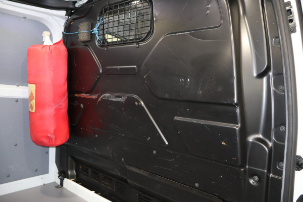 Ford Transit Custom 2.0 TDci 130pk L1 H1 Trend Airco Navigatie Camera