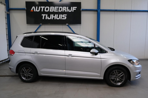Volkswagen Touran 2.0 TDI 150 PK DSG > Grijskenteken < - Airco, Cruise, Navi, PDC.