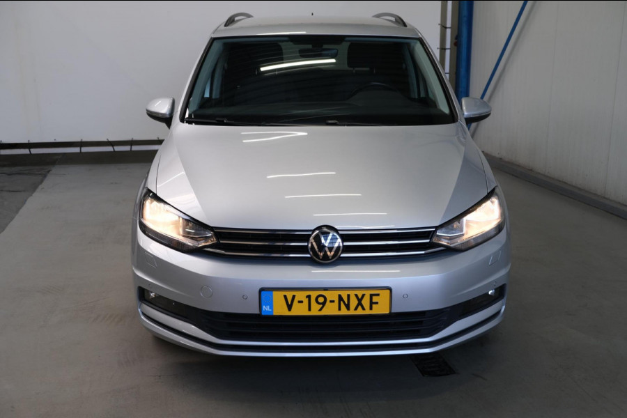 Volkswagen Touran 2.0 TDI 150 PK DSG > Grijskenteken < - Airco, Cruise, Navi, PDC.