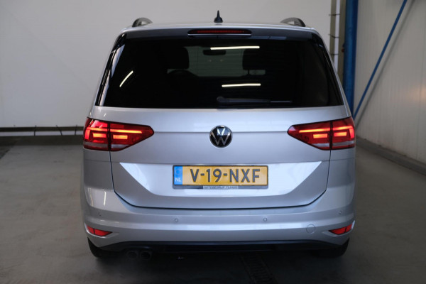 Volkswagen Touran 2.0 TDI 150 PK DSG > Grijskenteken < - Airco, Cruise, Navi, PDC.