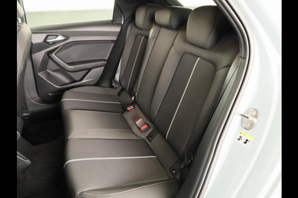 Audi A1 allstreet 35 TFSI Advanced edition 150pk Automaat | Smartphone interface | Climat control | Audi sound system