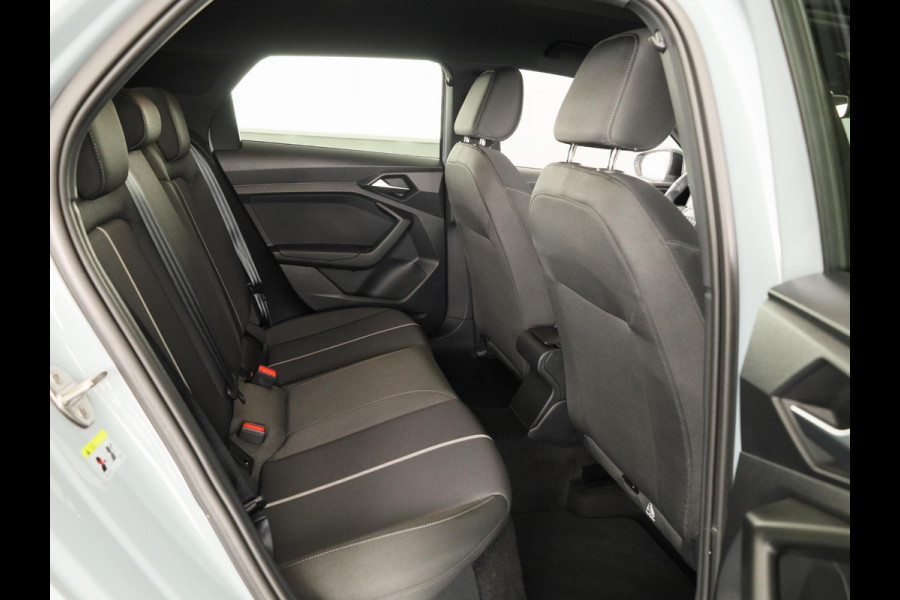 Audi A1 allstreet 35 TFSI Advanced edition 150pk Automaat | Smartphone interface | Climat control | Audi sound system