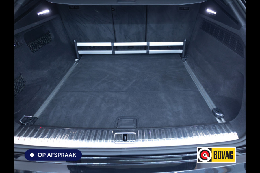 Audi RS Q8 RSQ8 4.0 V8 Urban Dynamic 800 PK / 1000 Nm Quattro | Keramisch | 24" Vossen | Akrapovic Titanium compleet | Panoramadak, Standkachel, Softclose, Stoelverw. & Ventilatie, Elec. trekhaak, B&O, 4 WST