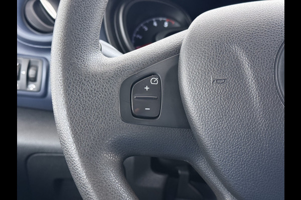 Opel Vivaro D126PK Dubbele Cabine 5-Persoons L2H1 Trekhaak Camera Navi Airco Cruise Control Pdc Sport EcoFlex 1.6CDTI Euro 6 Betonplex Vloer Wandbetimmering Schuifdeur Regen-Lichtsensor 1e Eigenaar Origineel Nederlandse Auto Dealeronderhouden 2.000kg trekvermogen